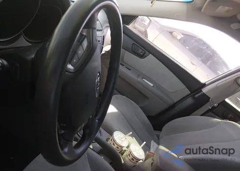 2009 Kia Optima Lx z USA, uszkodzony, nr VIN KNAGE228295307908